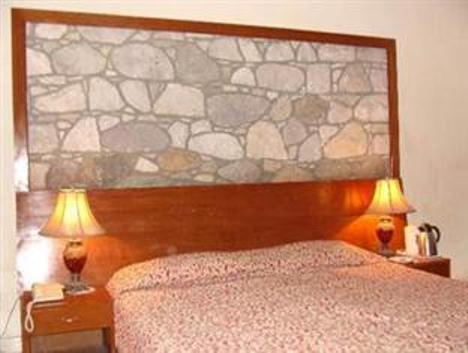 Corbett Suman Grand Hotel Corbett National Park ภายนอก รูปภาพ