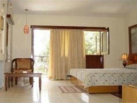 Corbett Suman Grand Hotel Corbett National Park ภายนอก รูปภาพ