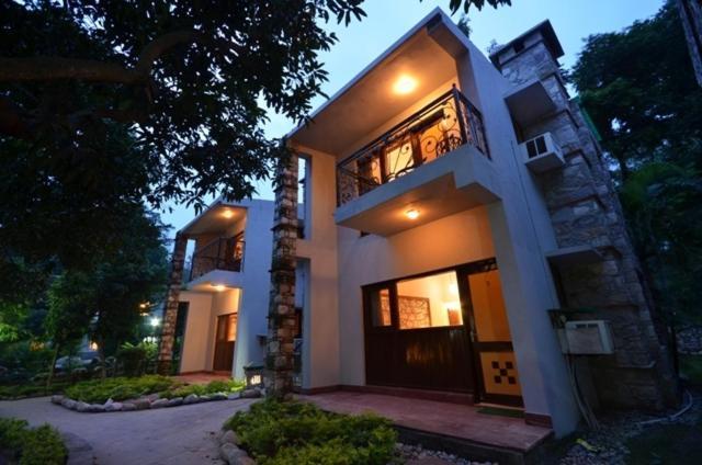 Corbett Suman Grand Hotel Corbett National Park ภายนอก รูปภาพ