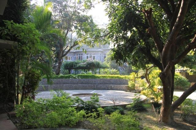 Corbett Suman Grand Hotel Corbett National Park ภายนอก รูปภาพ
