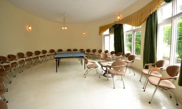 Corbett Suman Grand Hotel Corbett National Park ภายนอก รูปภาพ